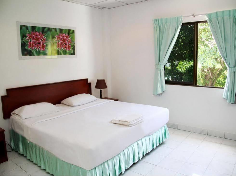 Welcome Inn Hotel @ Karon Beach. Single Room From Only 500 Baht Phuket Exterior photo